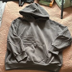 Hooded Pullover Sweatshirt - Gray